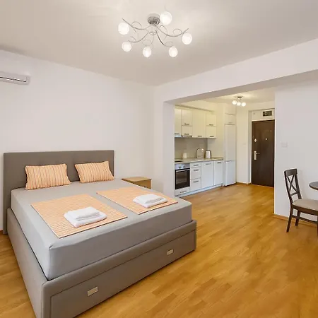 Adelisa Comfort - Near Slovenska * Budva