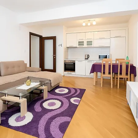 Adelisa Comfort Apartments - Near Slovenska Beach Budva Daire Budva