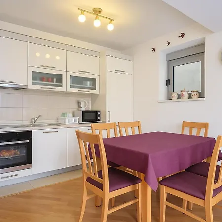Adelisa Comfort Apartments - Near Slovenska Beach Budva Daire *