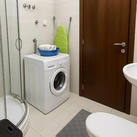 Adelisa Comfort Apartments - Near Slovenska Beach Budva Daire Budva